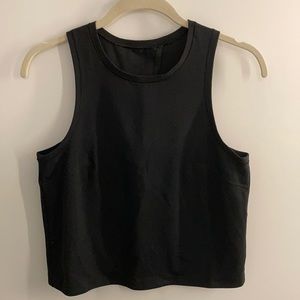 Lululemon black cropped tank